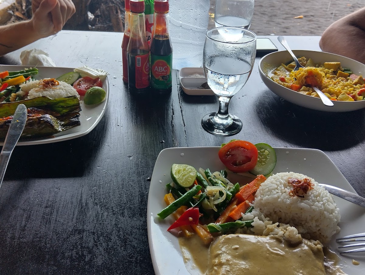 Warung Lebah Sea View-5
