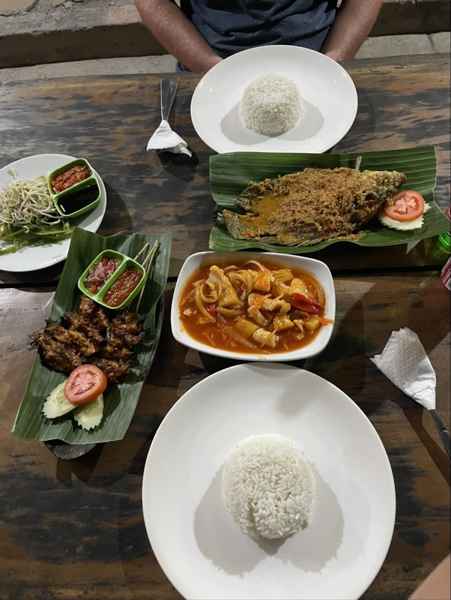 Warung Mina Candidasa-3