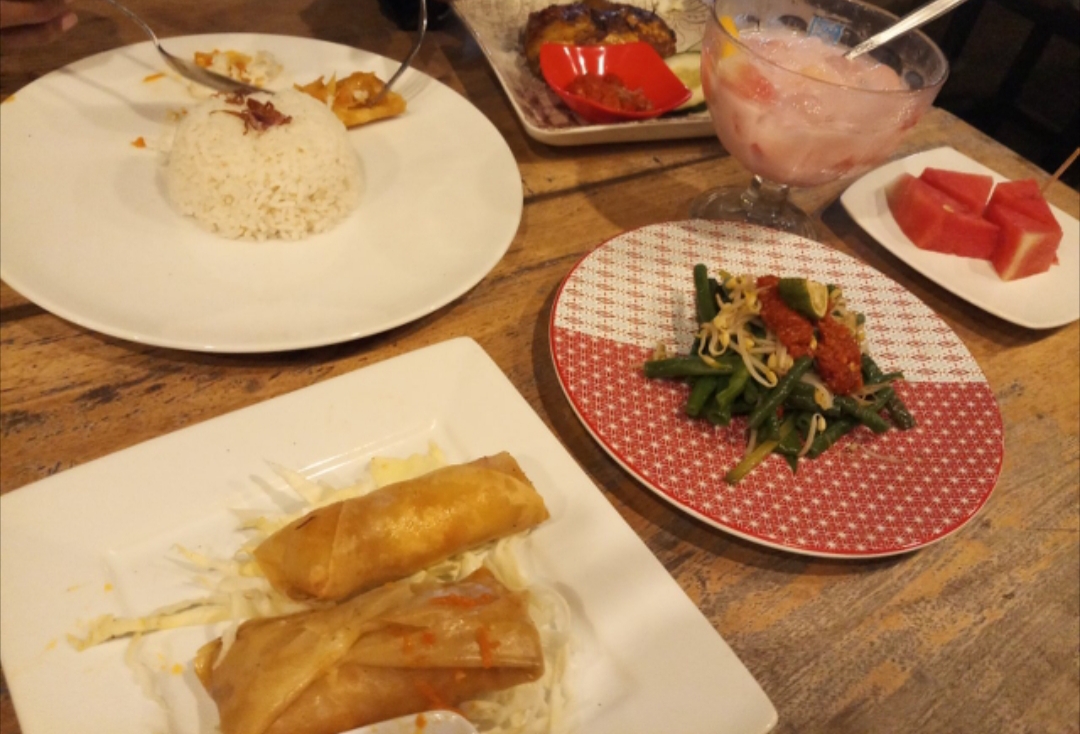 Warung Mina Candidasa-6
