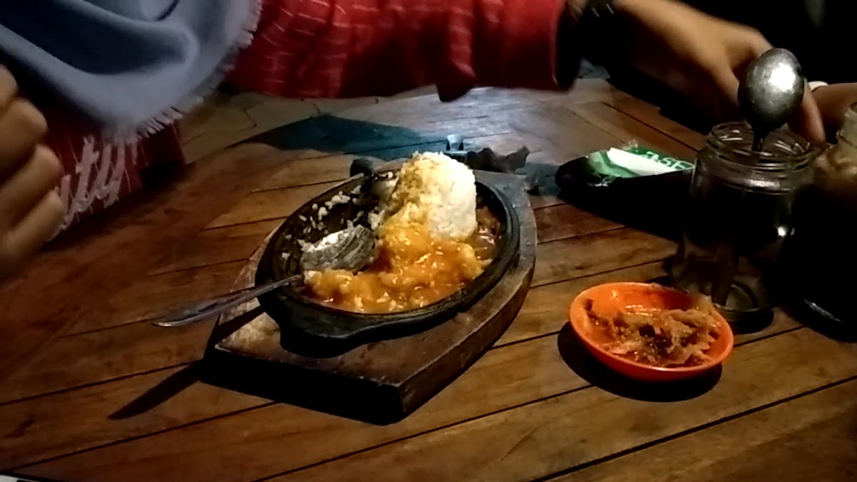 Warung Siktang-2