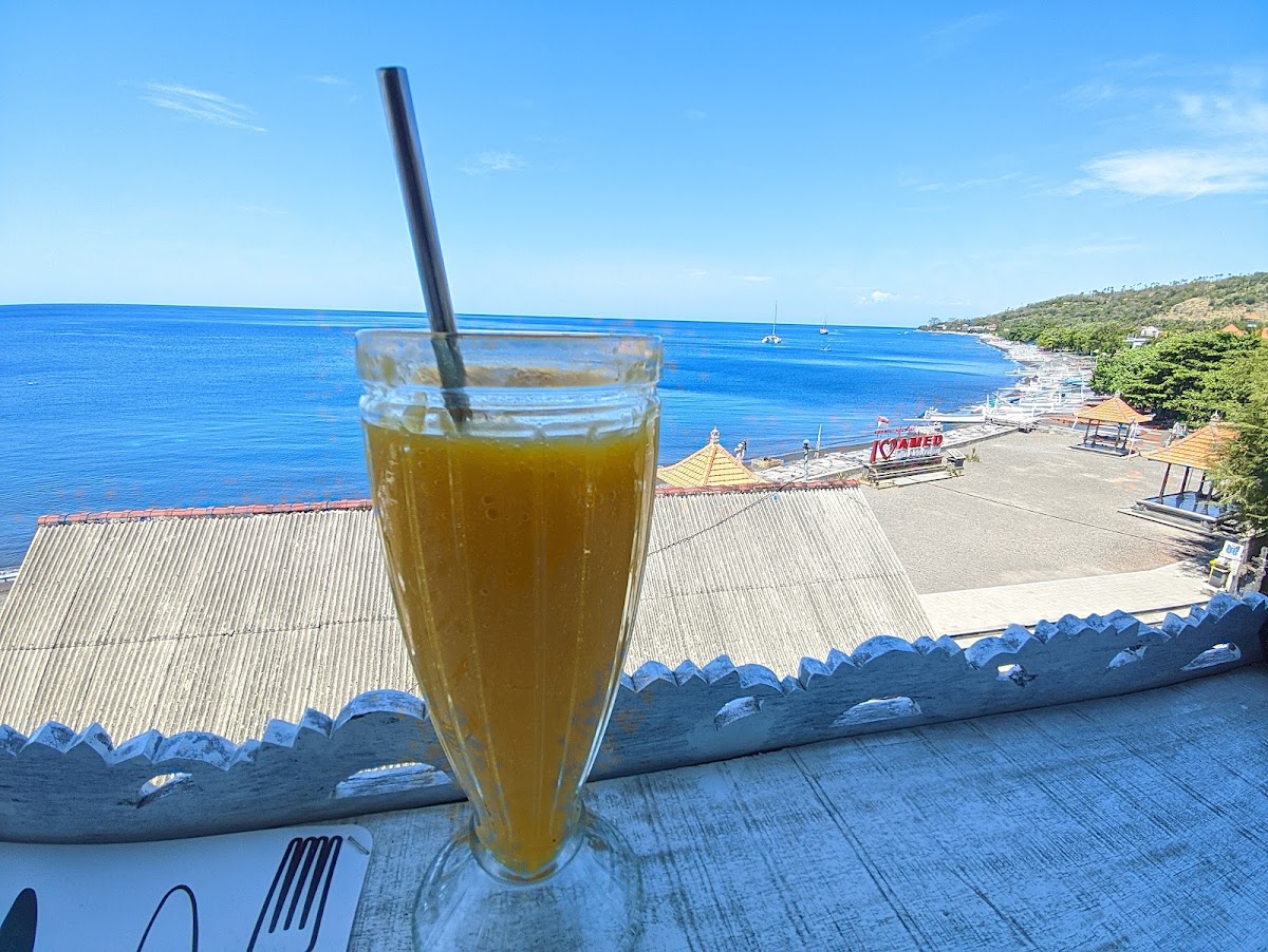 Warung Srikandi /pacha Beach-6