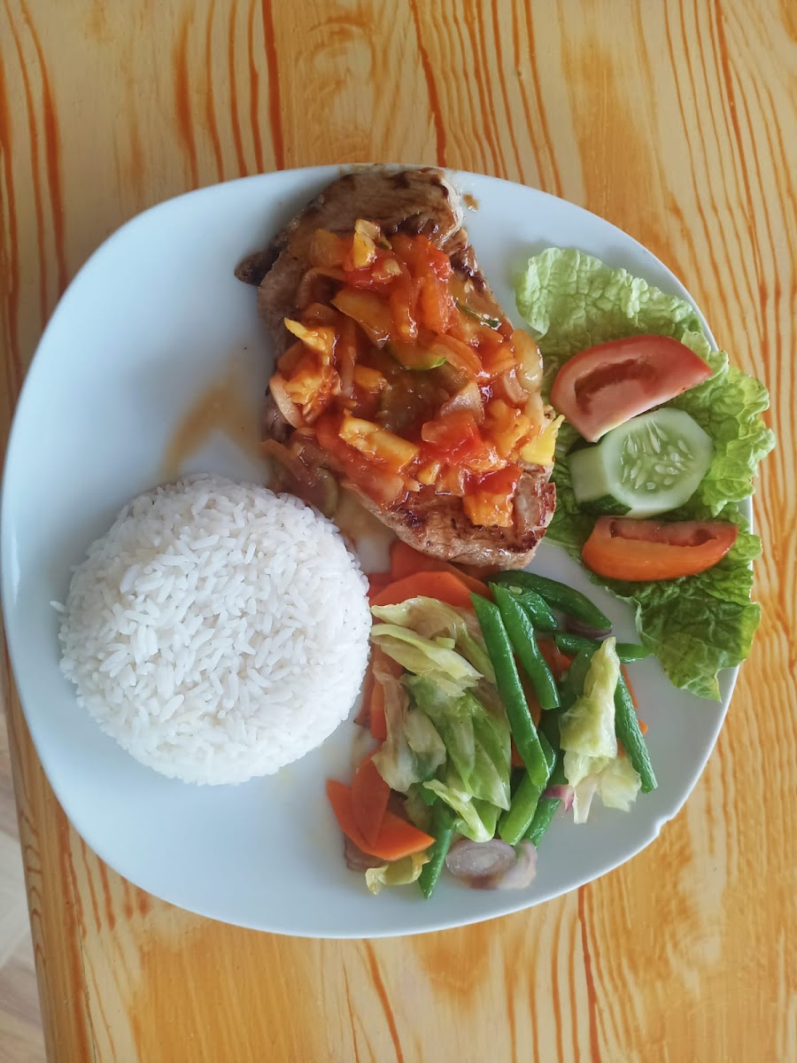 Warung Srikandi /pacha Beach-7