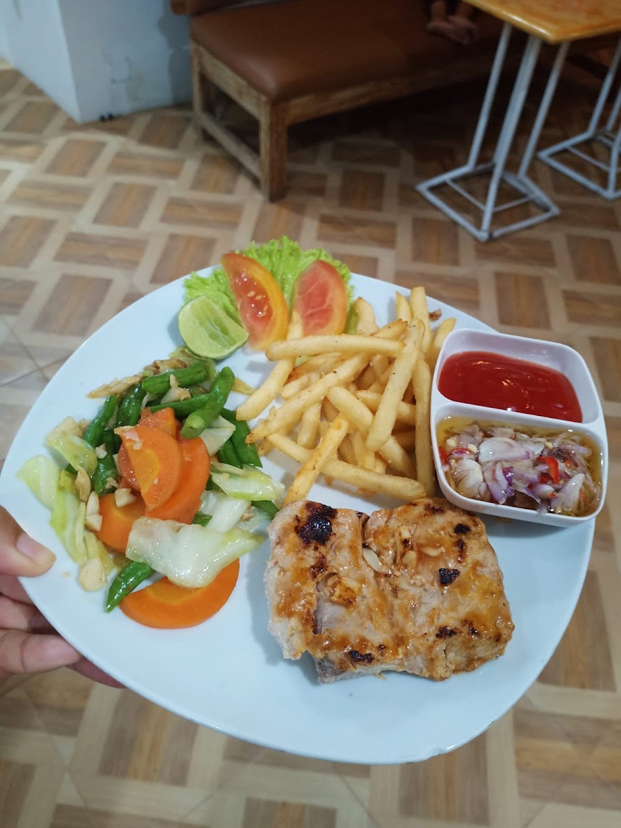 Warung Srikandi /pacha Beach-8