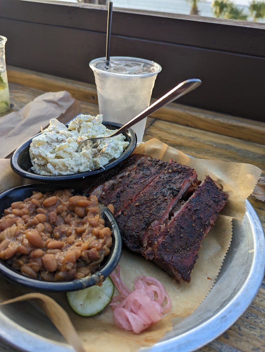 Water Pig Bbq-5