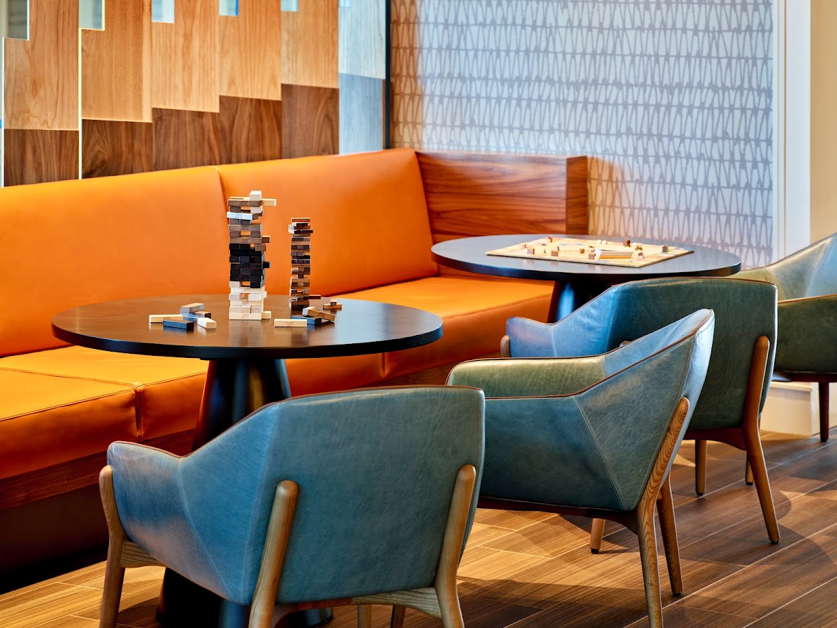 Waterside Grill + Lounge