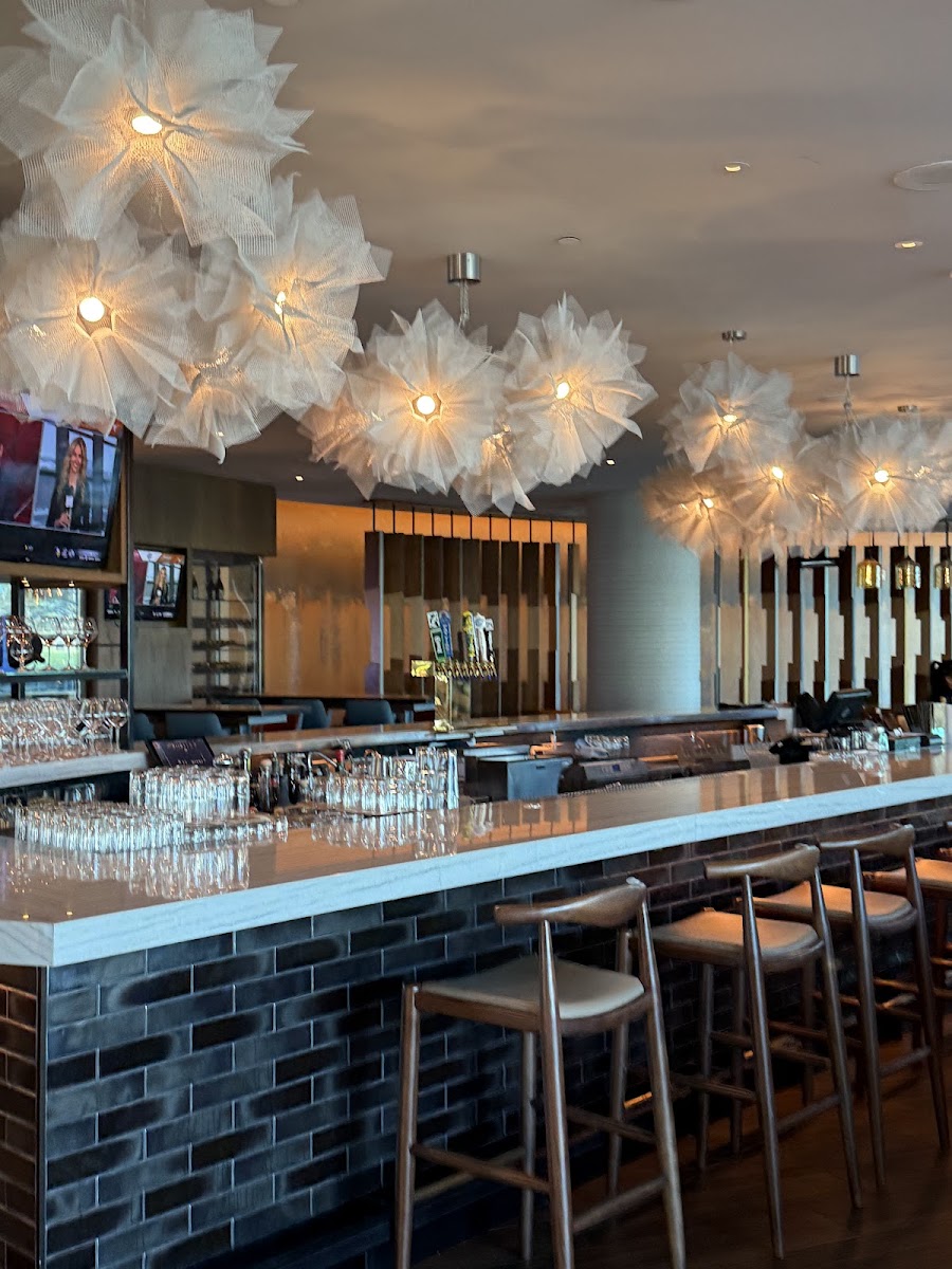 Waterside Grill + Lounge-4