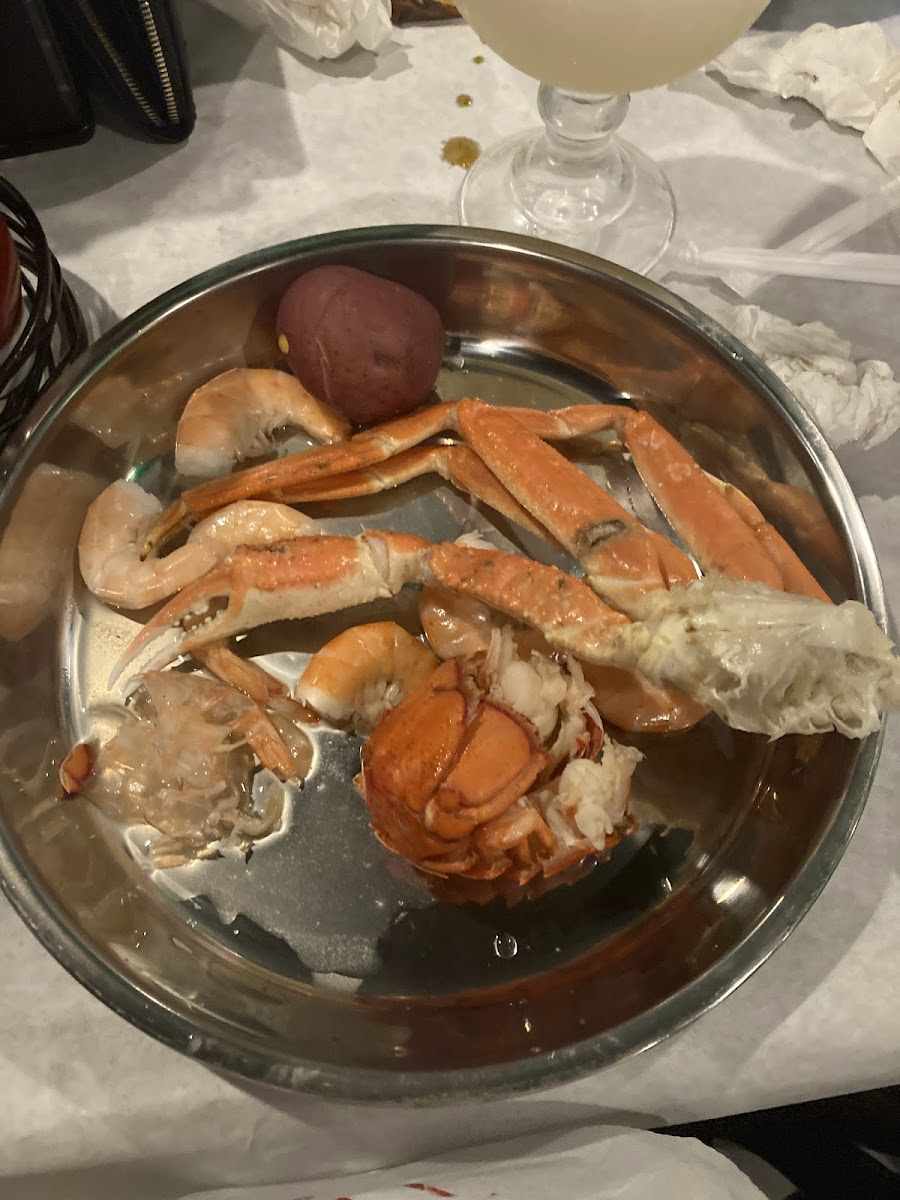 Waves Crab House-8