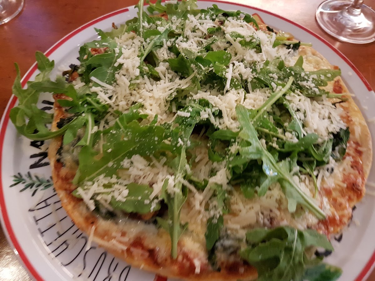 Weinbar Pizzeria La Chiesa-10