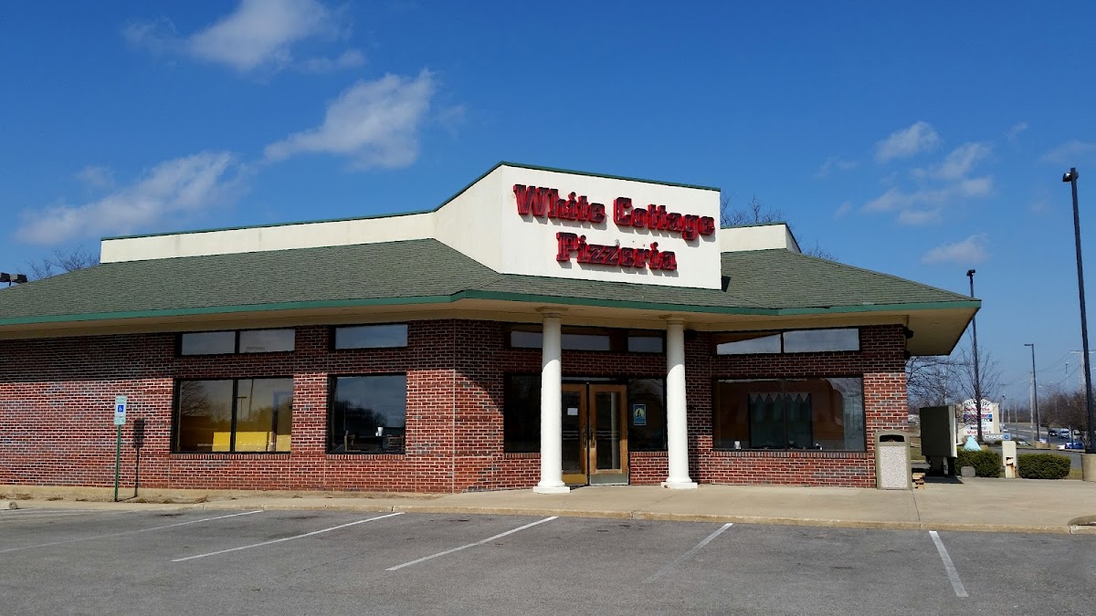 White Cottage Pizzeria