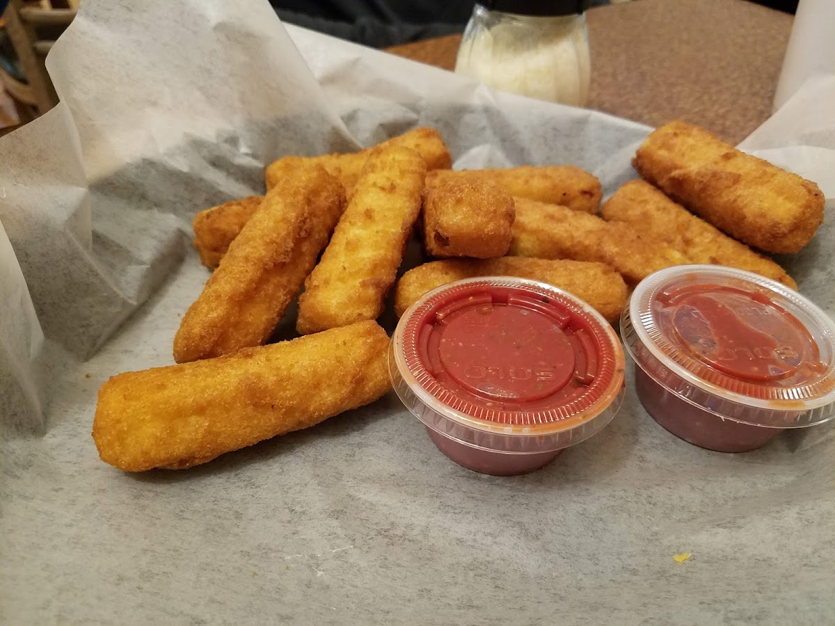 White Cottage Pizzeria-6
