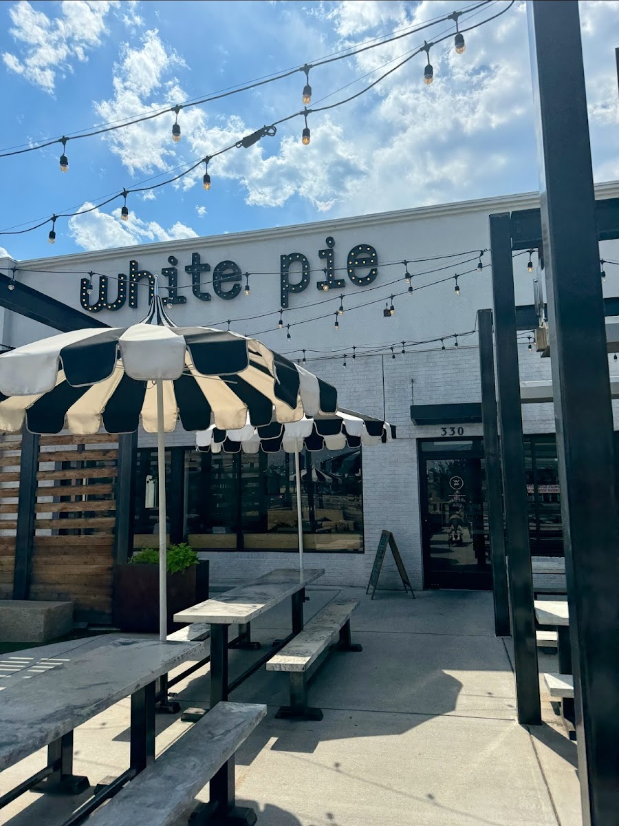 White Pie Pizzeria