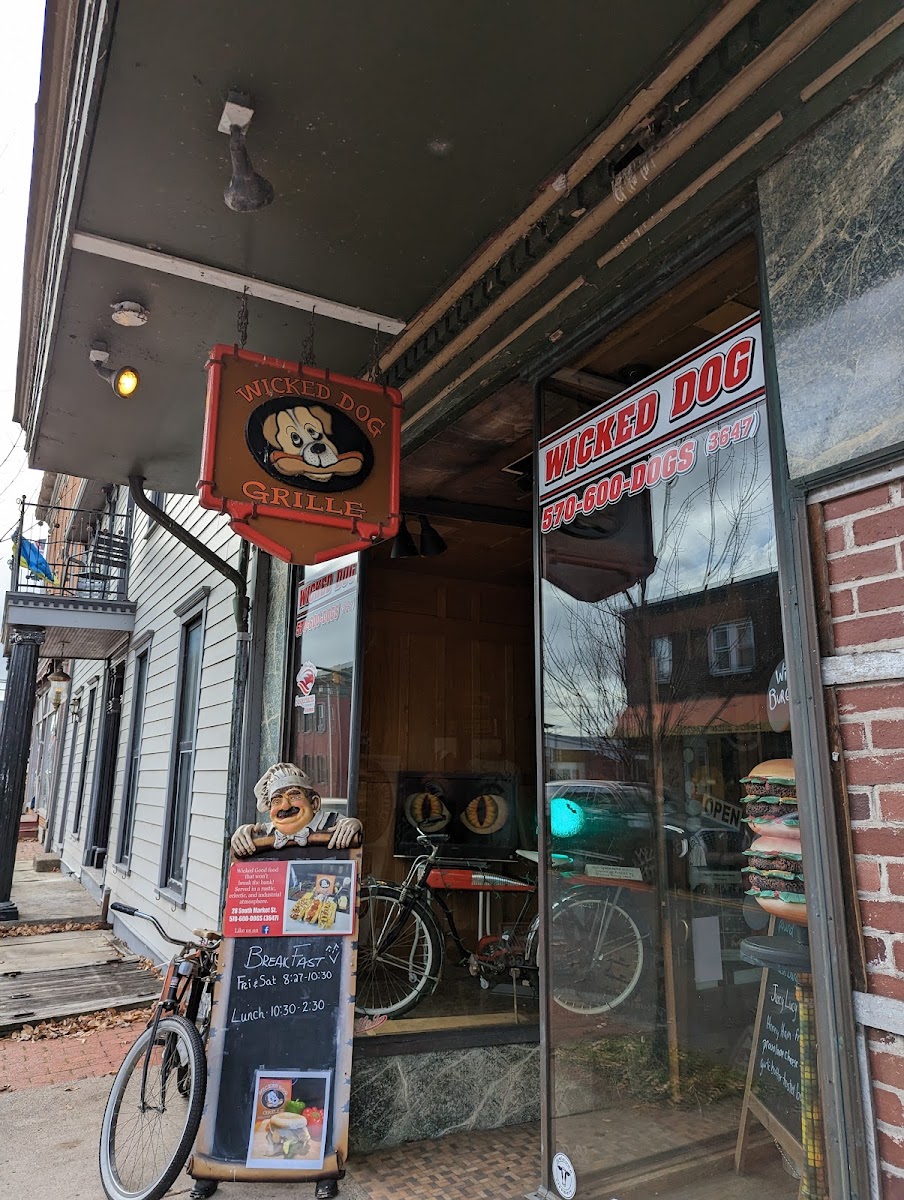 Wicked Dog Grille