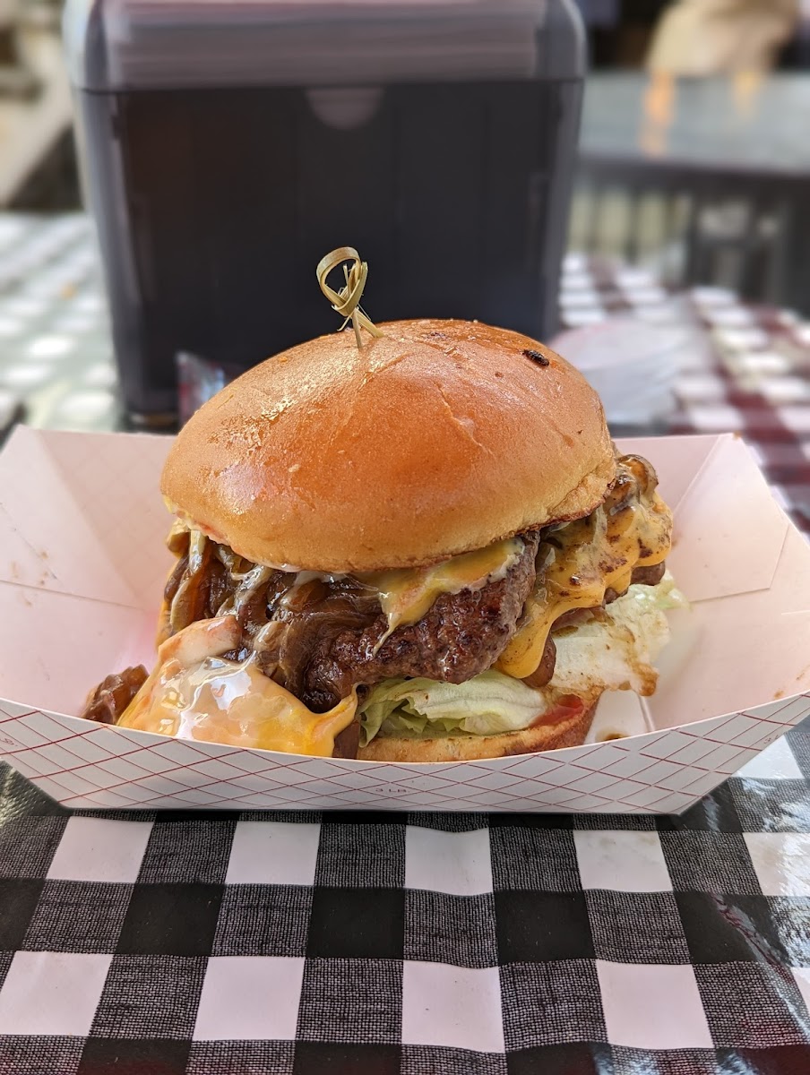 Wicked Dog Grille-5