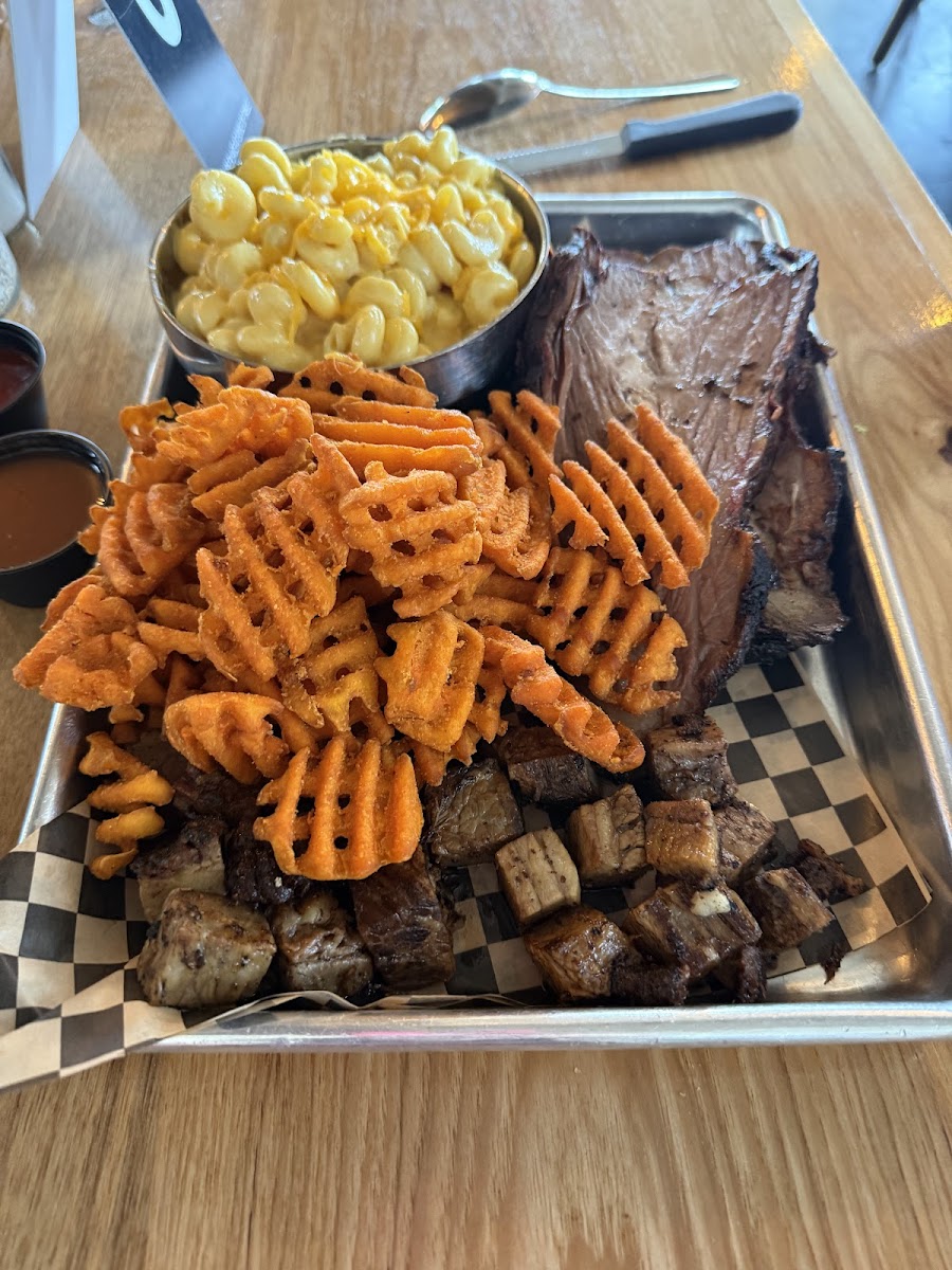 Wildfang’S Grill House-4