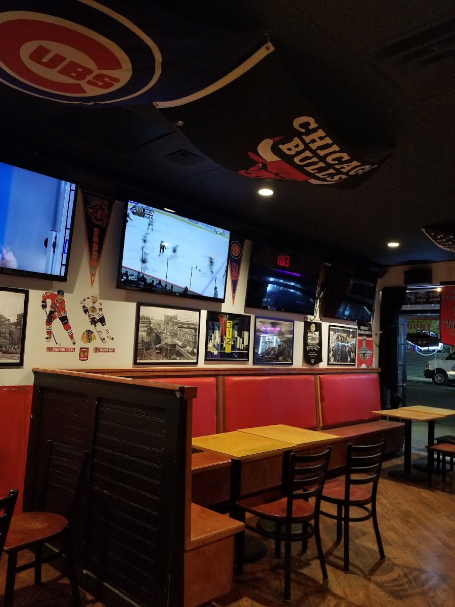 Windy City Ale House-4