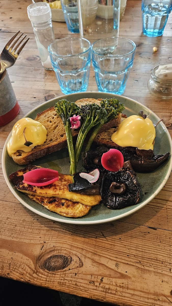 Winona Forever-6