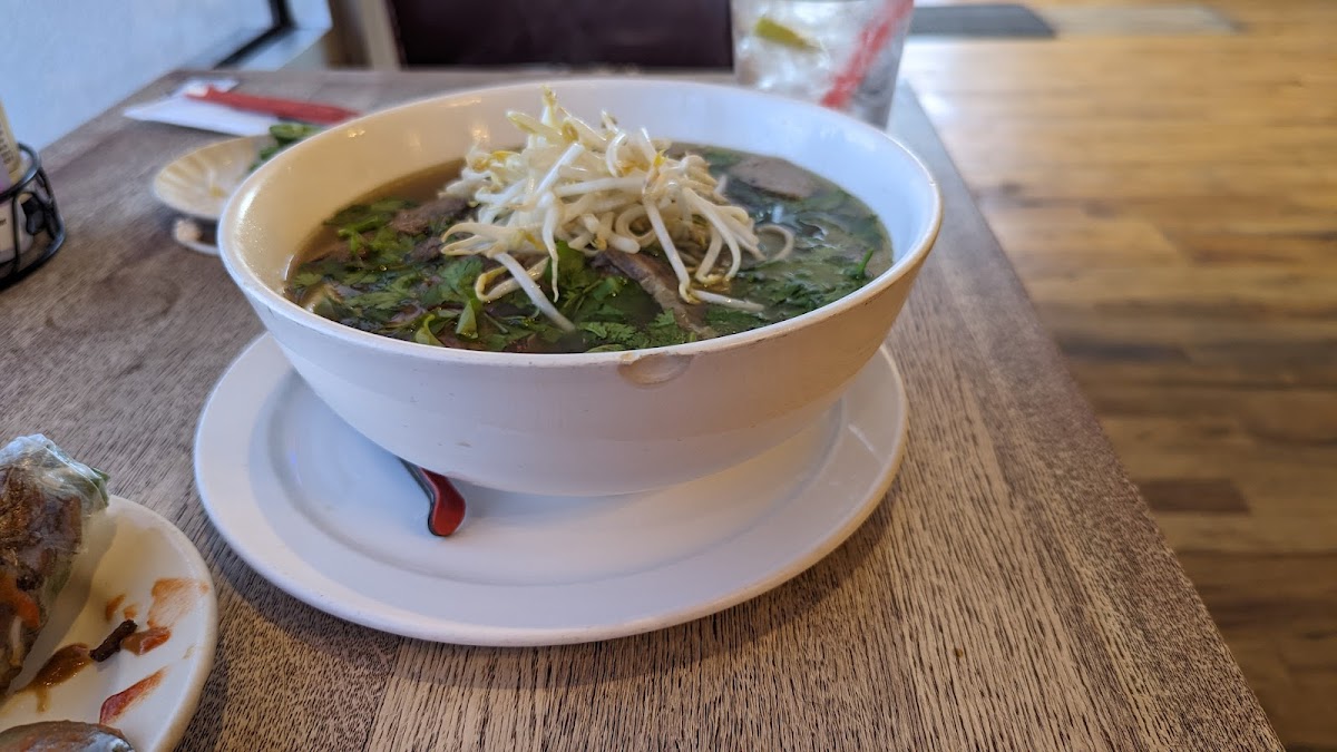 Wonderpho Noodles & Spring Roll Bar-5
