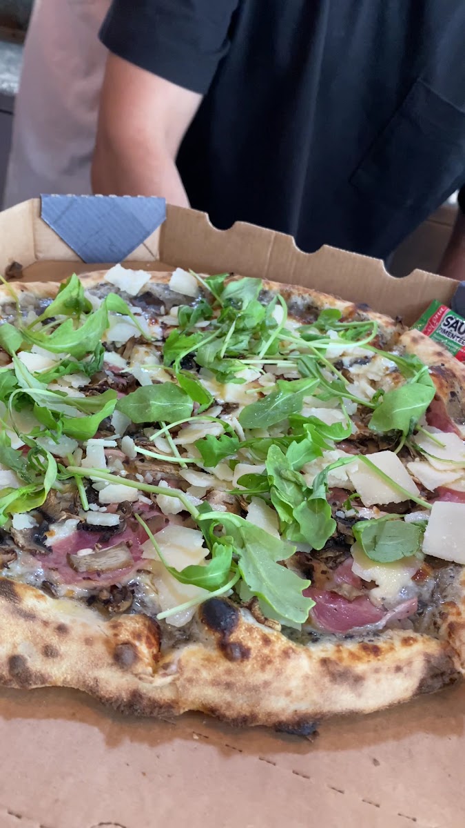 Woodiz Versailles Pizza Au Feu De Bois-2