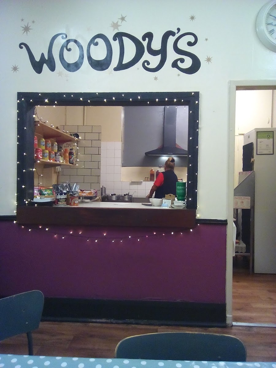 Woody's Cafe-4