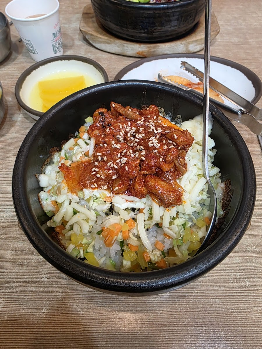Woojung's Dolsot Bibimbap-3
