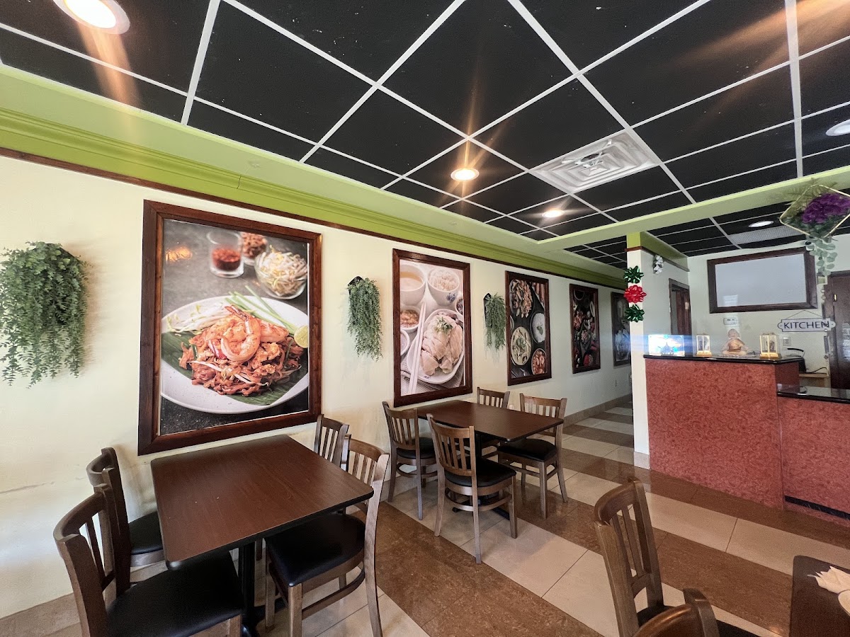 Wow's Thai Kitchen-4