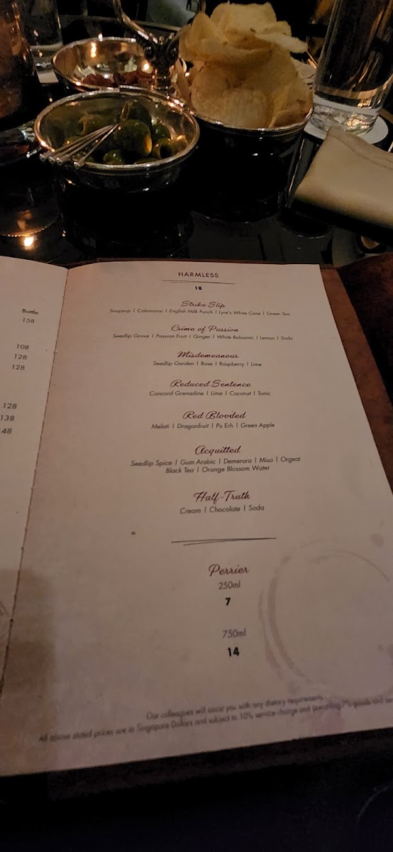 Menu Writers Bar-9