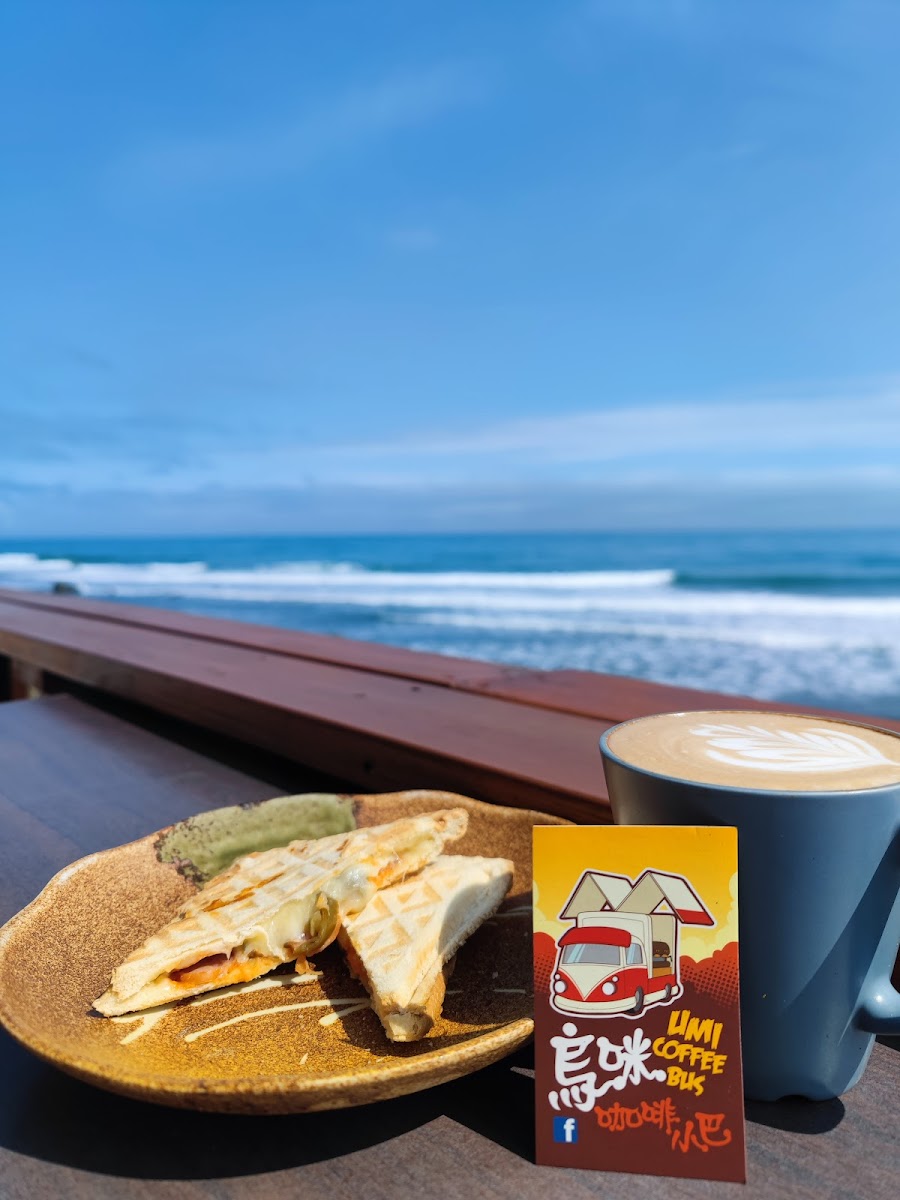 Wu Mi Coffee Minibus-3
