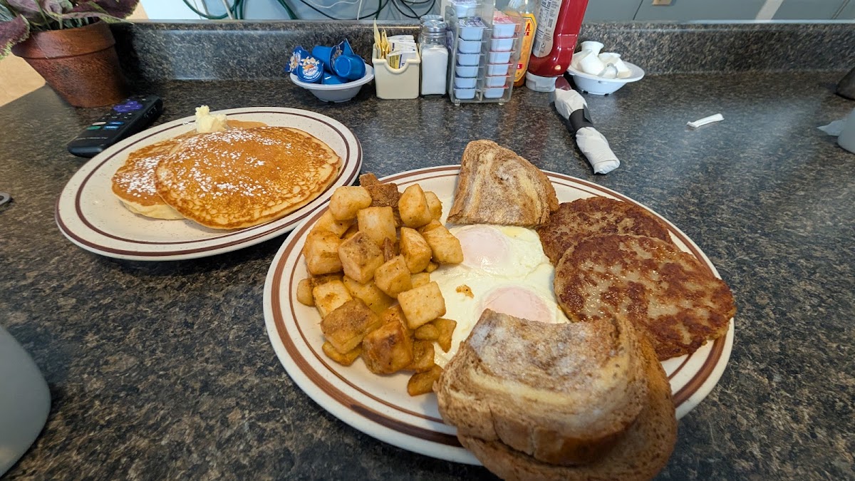 Wyatts Family Restaurant-2