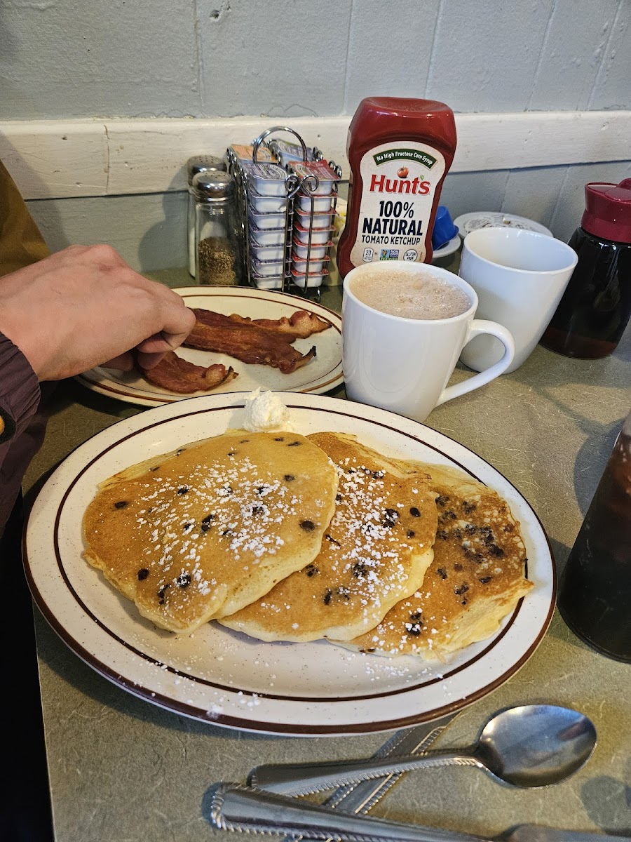 Wyatts Family Restaurant-6