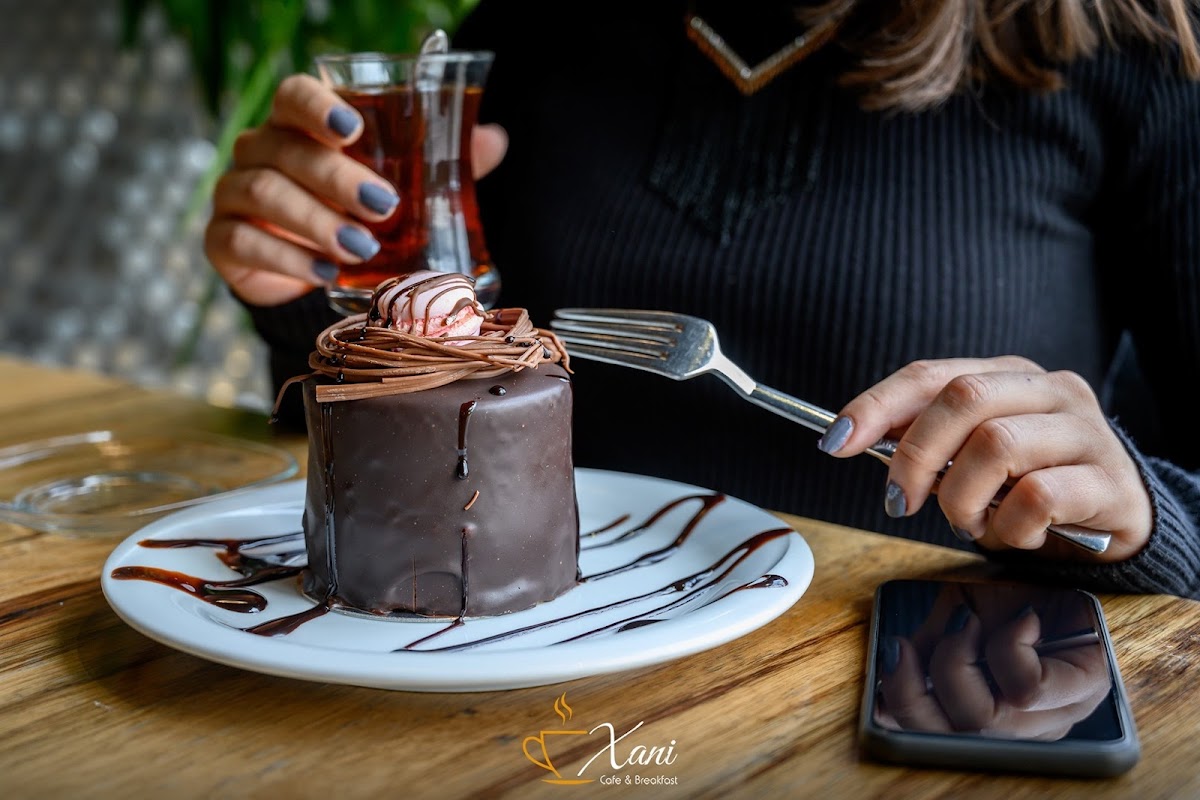 Xani Cafe & Beakfast.-8