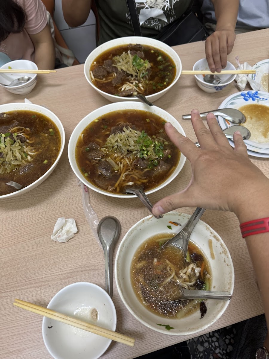 Ya Biao Beef Noodle Restaurant-9