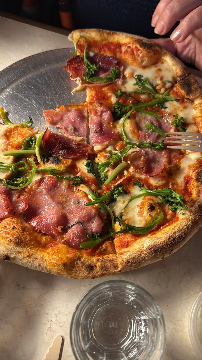 Yard Sale Pizza-4