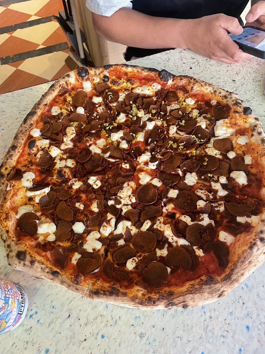 Yard Sale Pizza-9