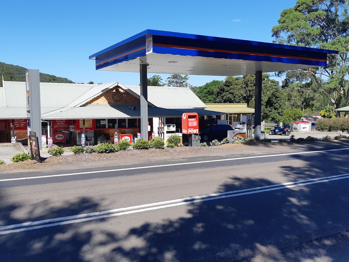 Yarramalong Cafe / Store / Fuel-2