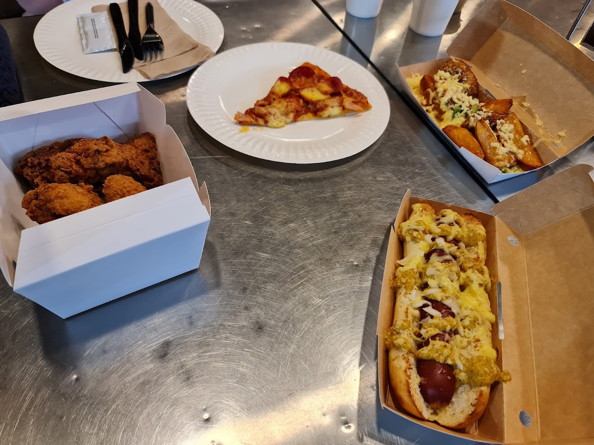 Yellow Cab Pizza Co. - Visayas Ave.-2