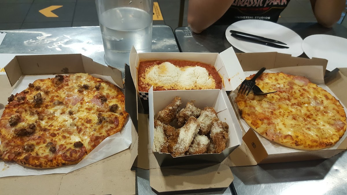 Yellow Cab Pizza Co. - Visayas Ave.-5