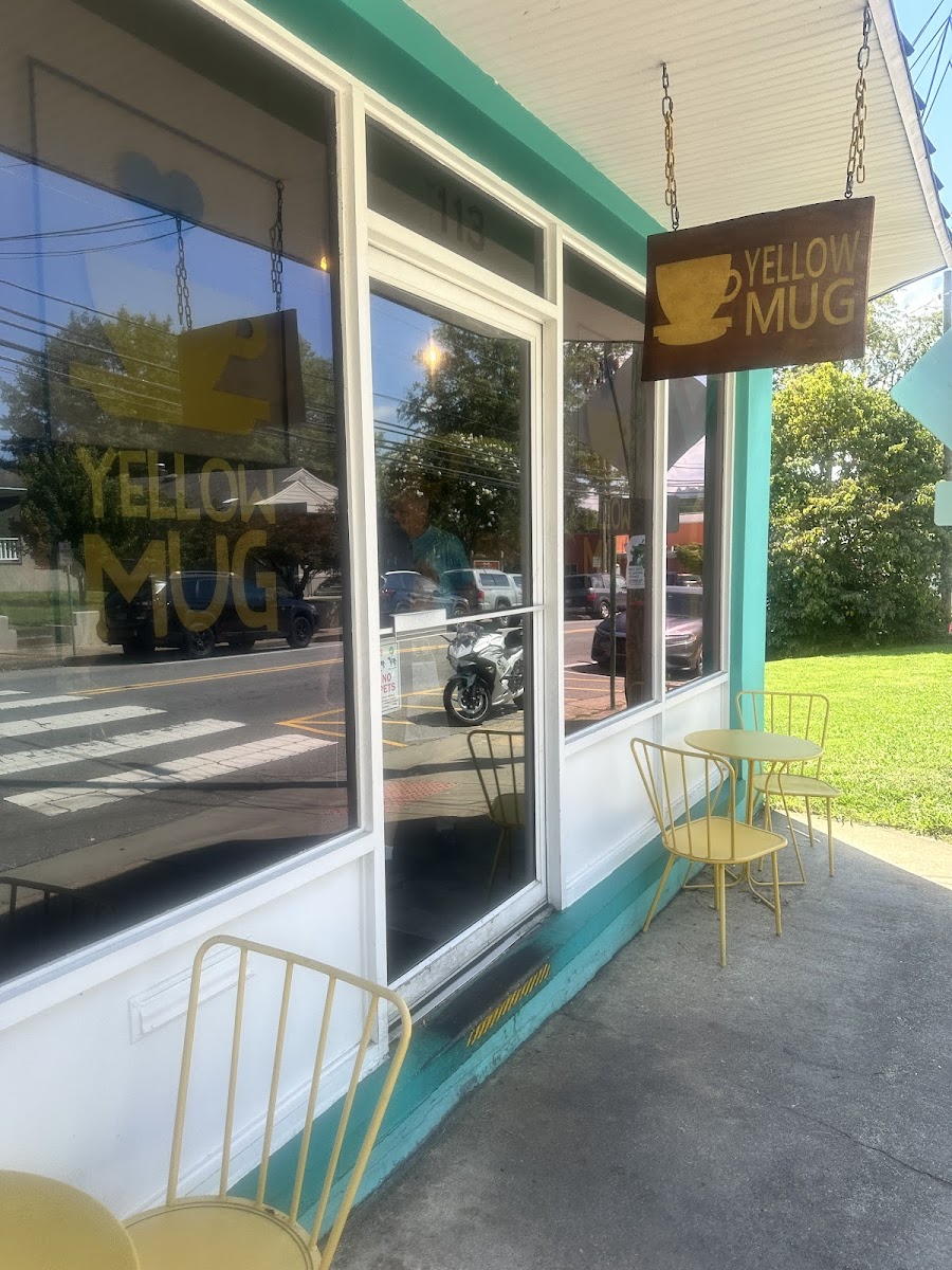 Yellow Mug Coffee Lounge