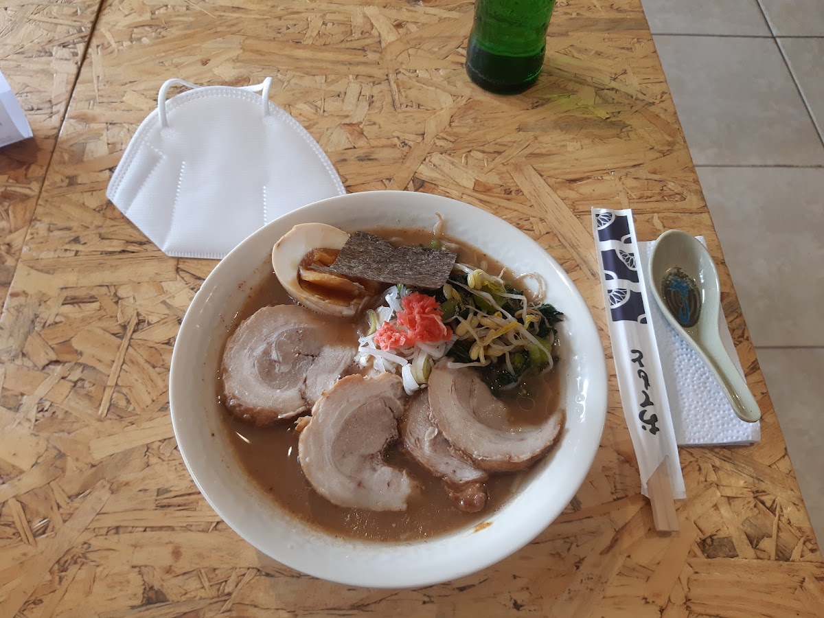 Yen Ramen Guangüiltagua-5
