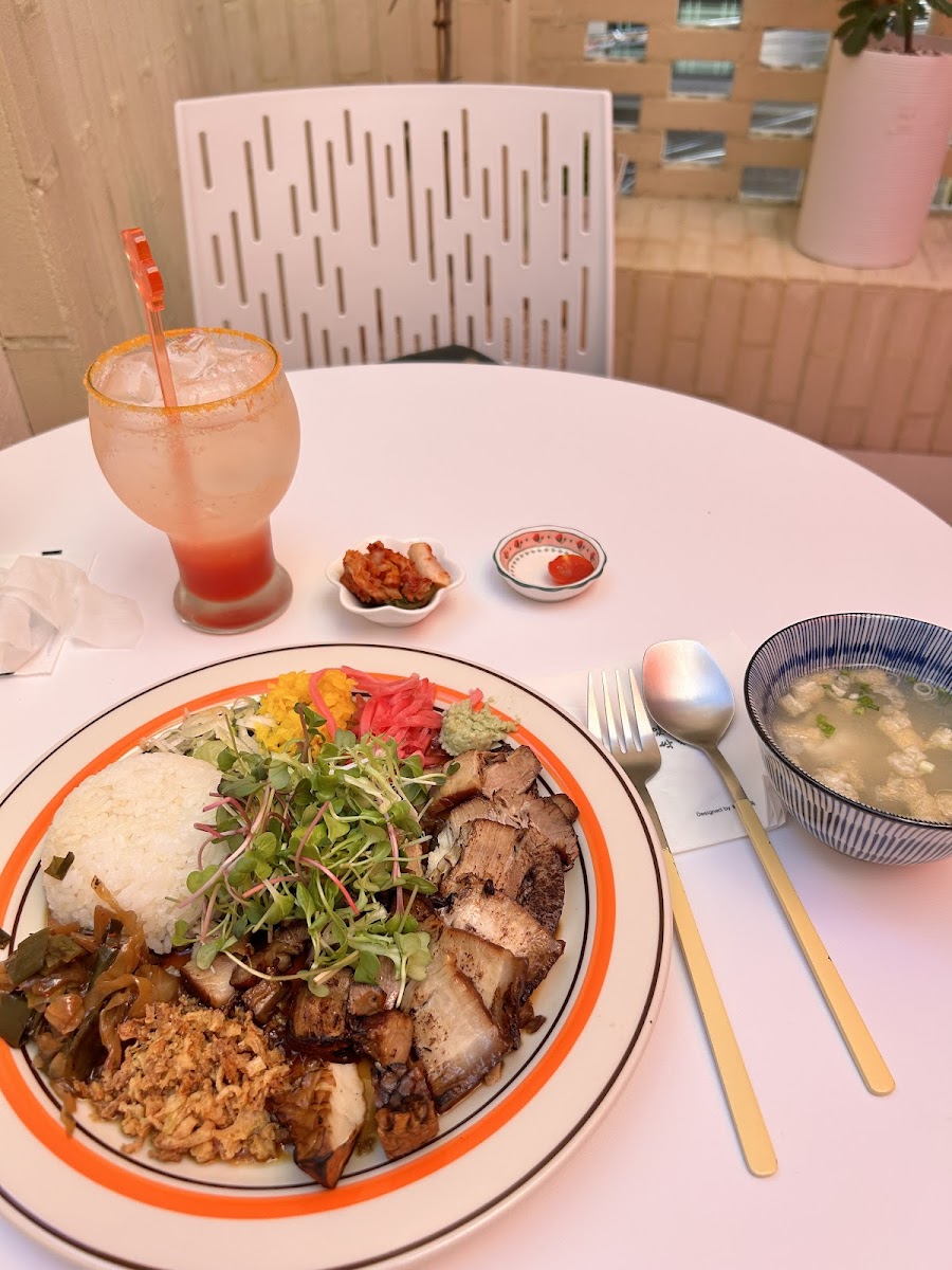 Yeonhwa Dupbab [Fusion Korean Rice Bowl]-6