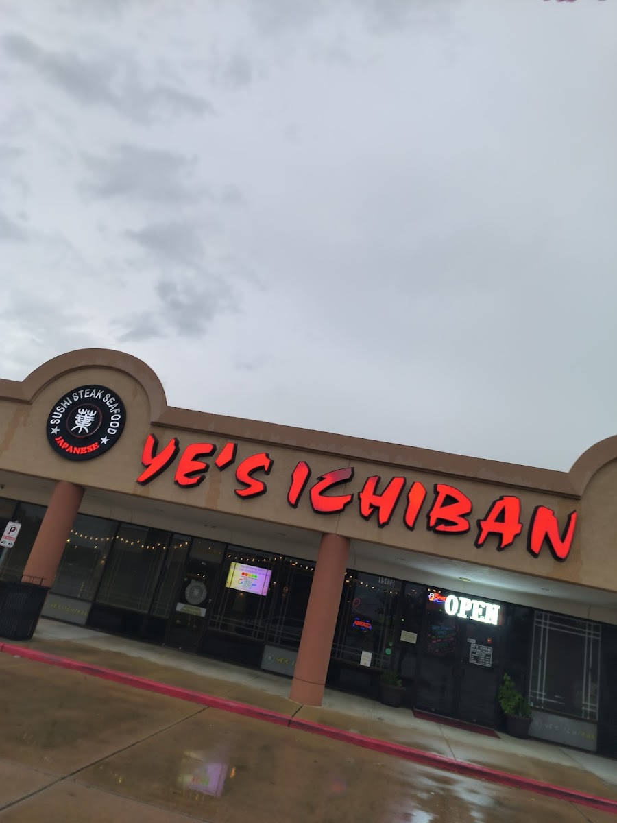 Ye's Ichiban Steakhouse And Sushi