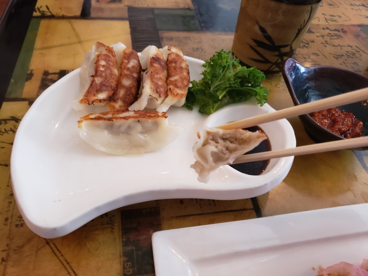 Yeung Ii Sushi&asian Wok-8