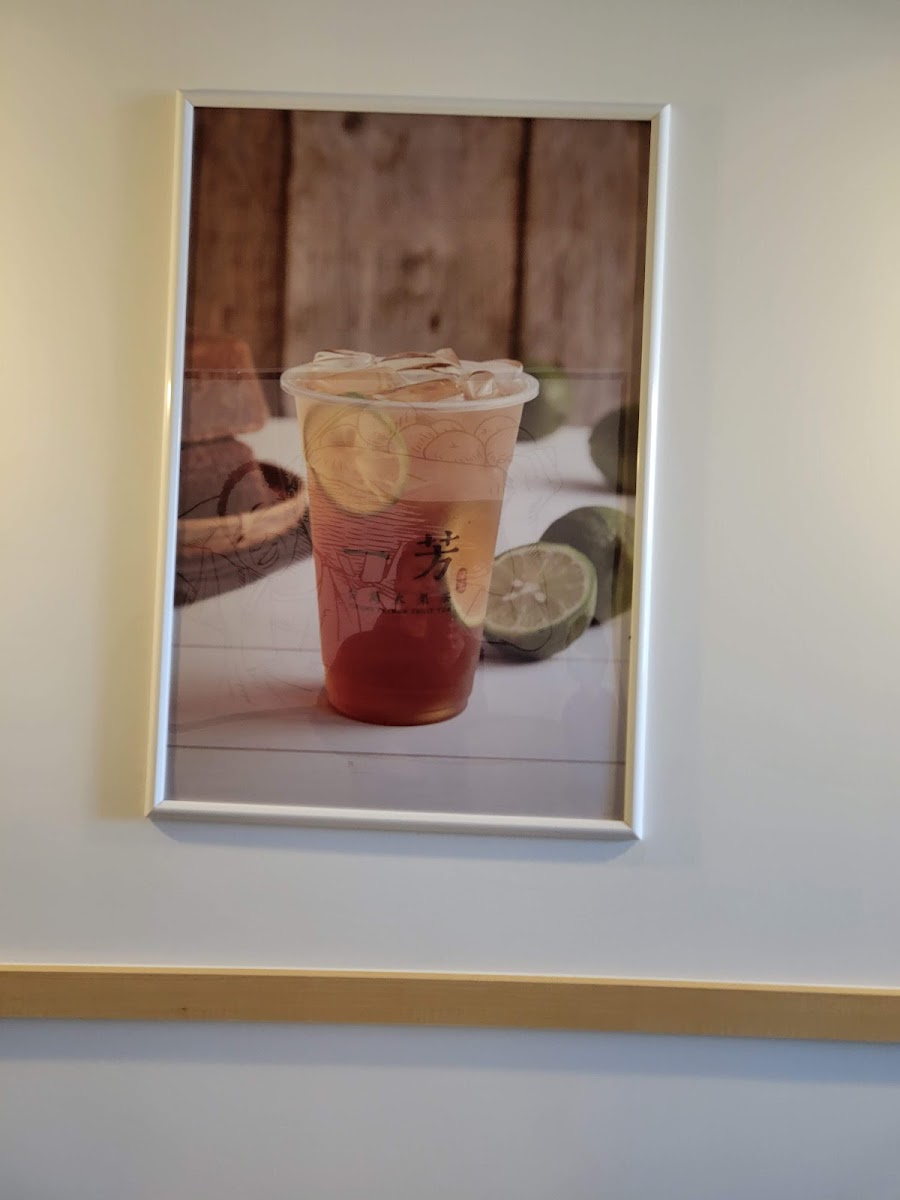 Yifang Taiwan Fruit Tea-10
