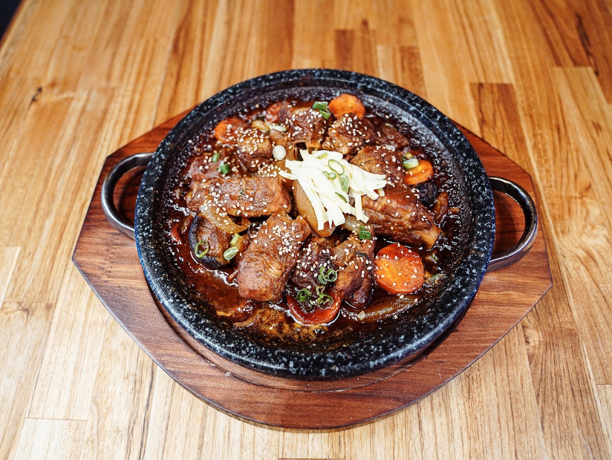 Yorienn Korean Fried Chicken & Yori Shop Of Carrollton 요리엔 한식-4