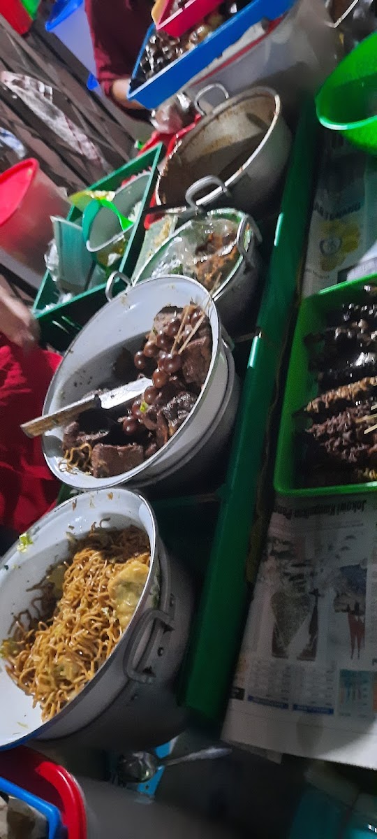 Yu Surip Spesial Nasi Pecel-10