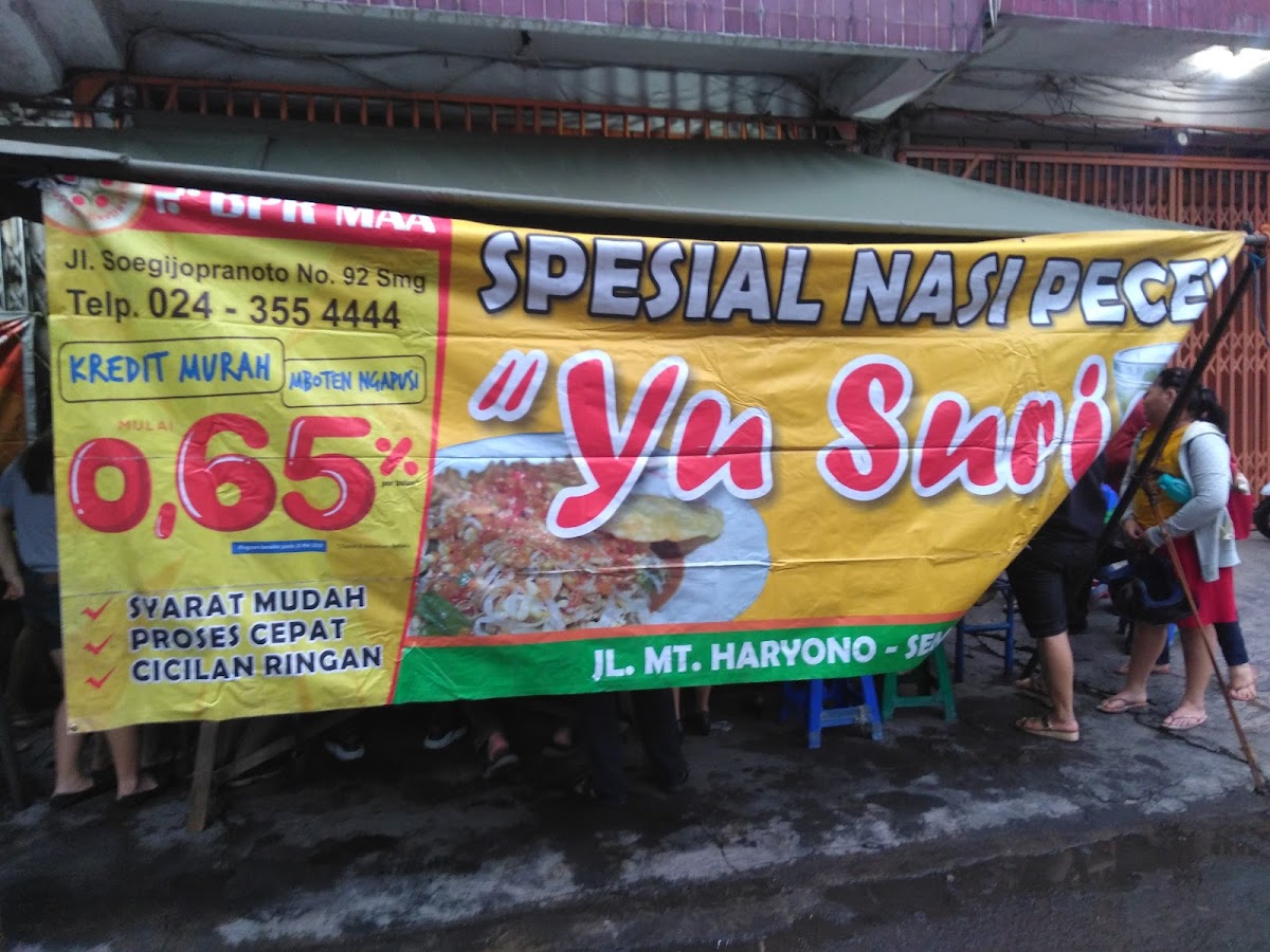 Menu Yu Surip Spesial Nasi Pecel-1