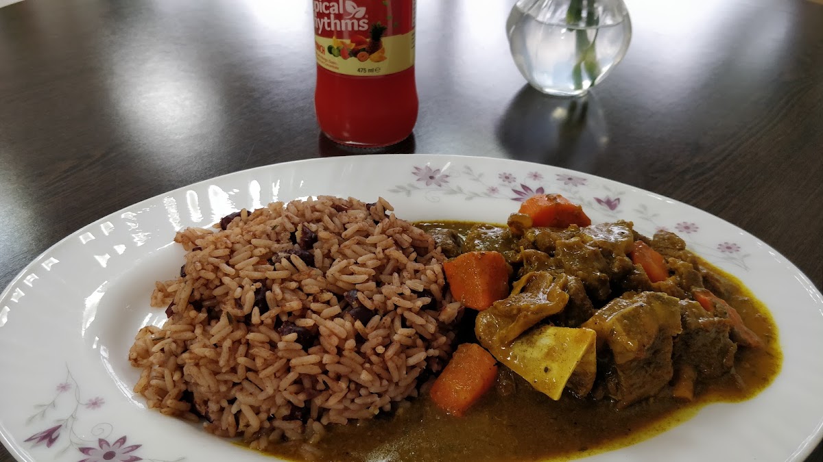 Yum Yum Caribbean Cuisine-6