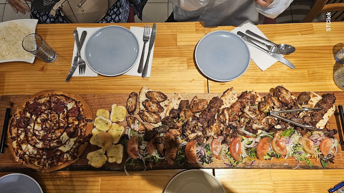 Yumms Restaurant-3