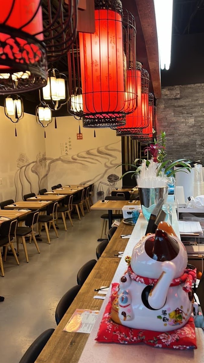 Yunnan Nouilles De Riz West Island 十秒到过桥米线西岛店