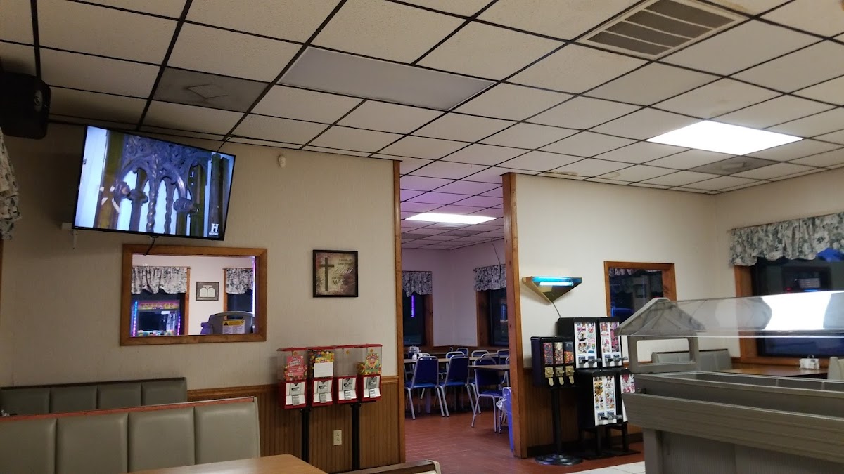 Zach & Dani’S Firehouse Pizza