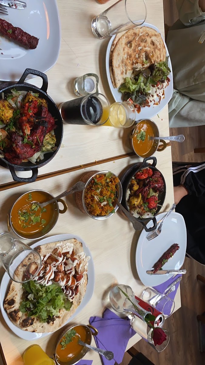 Zaiqa Restaurant Roscommon-8